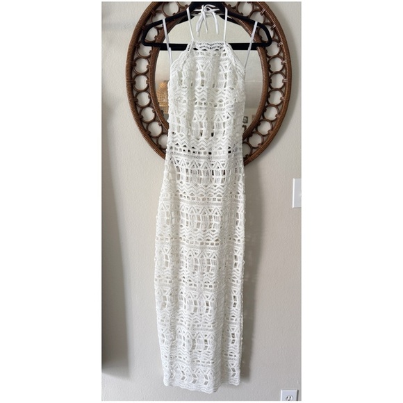REVOLVE Dresses & Skirts - Revolve Rumer white crochet beach cover up XS